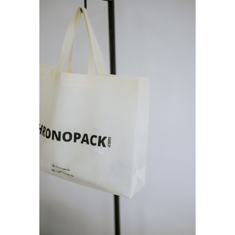 Low-cost, eco-friendly personalized beige fabric bag